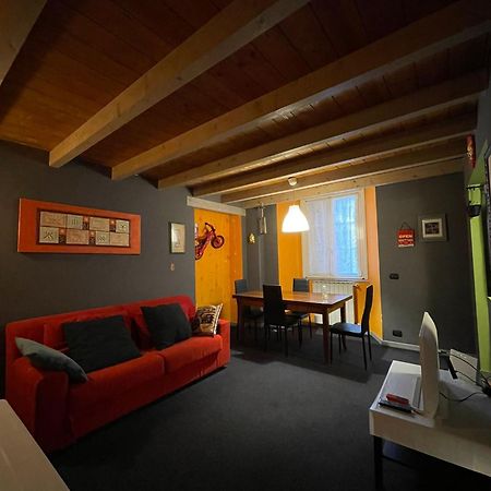 Rainbow House Apartamento Intra Exterior foto